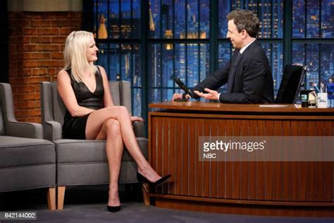 malin akerman naked|Watch Late Night with Seth Meyers Clip: Malin Akerman Posed。